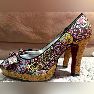 Kenneth Cole Unlisted Paisley Heels